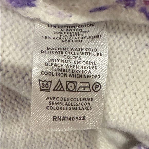 LOFT Women's V-Neck Sweater in Purple Floral - Picture 5 of 6